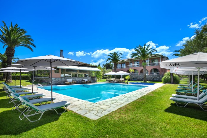 HANIOTI VILLAGE WELLNESS &
amp;
SPA RESORT