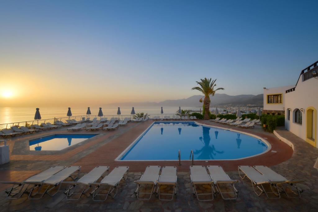 HERSONISSOS VILLAGE HOTEL and BUNGALOWS