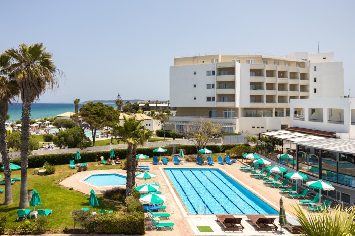 PYLEA BEACH HOTEL